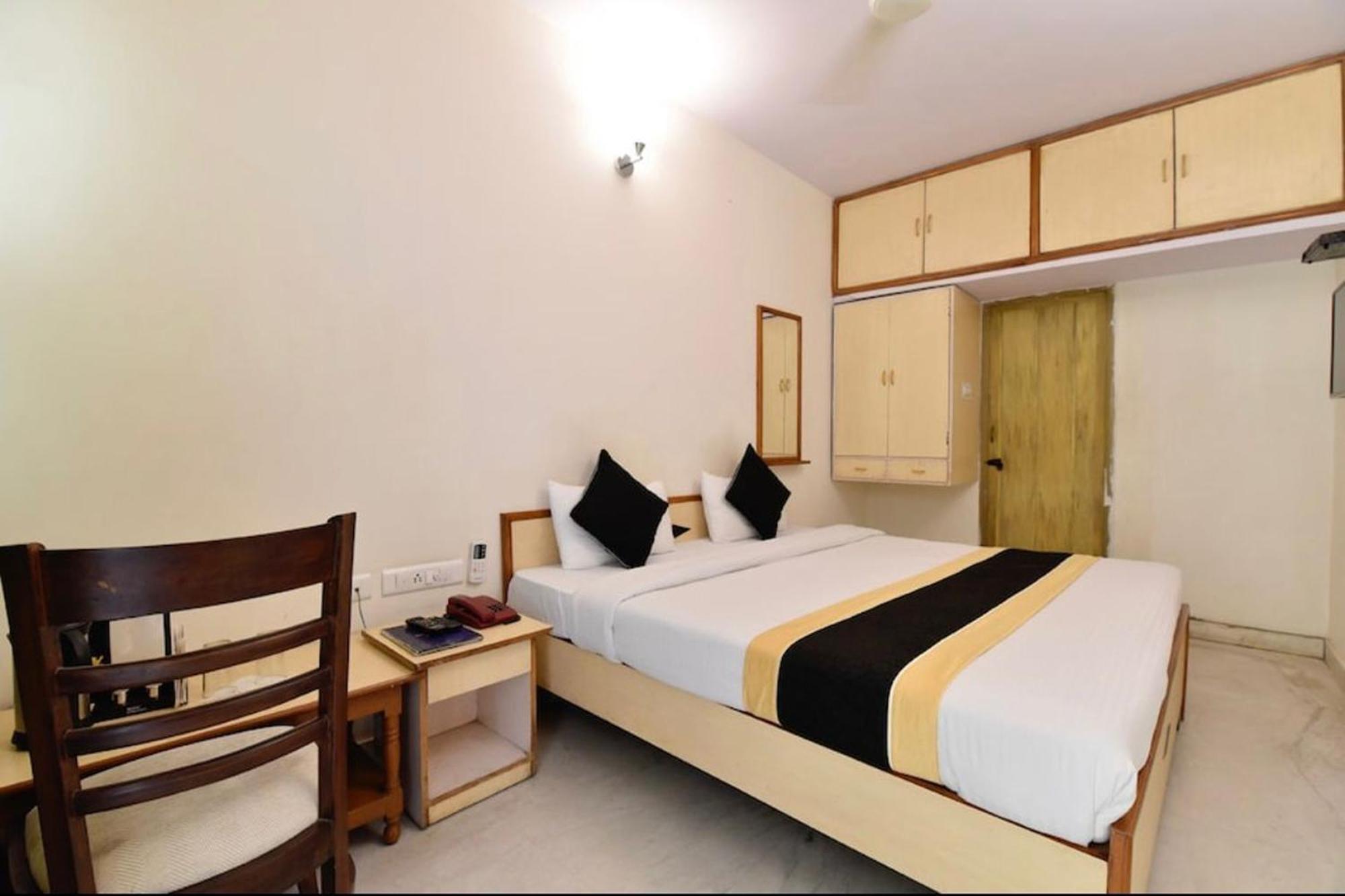 Hotel Rang Mahal Near Jaipur International Airport Eksteriør billede