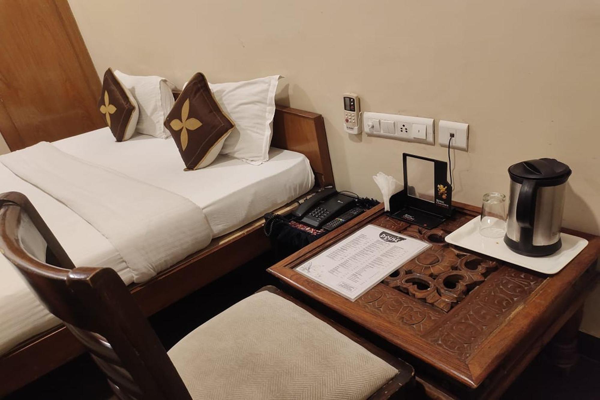 Hotel Rang Mahal Near Jaipur International Airport Eksteriør billede