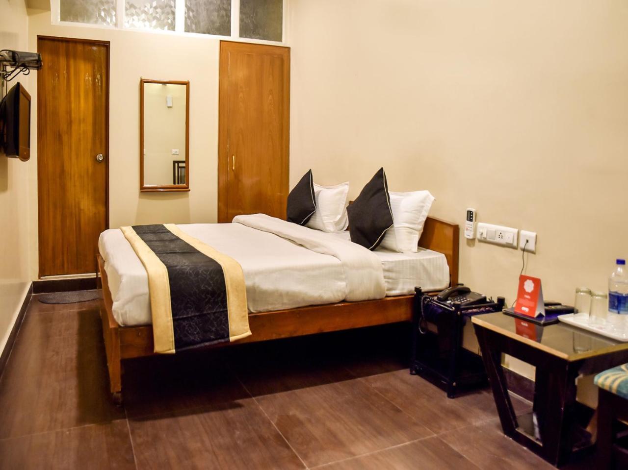 Hotel Rang Mahal Near Jaipur International Airport Eksteriør billede