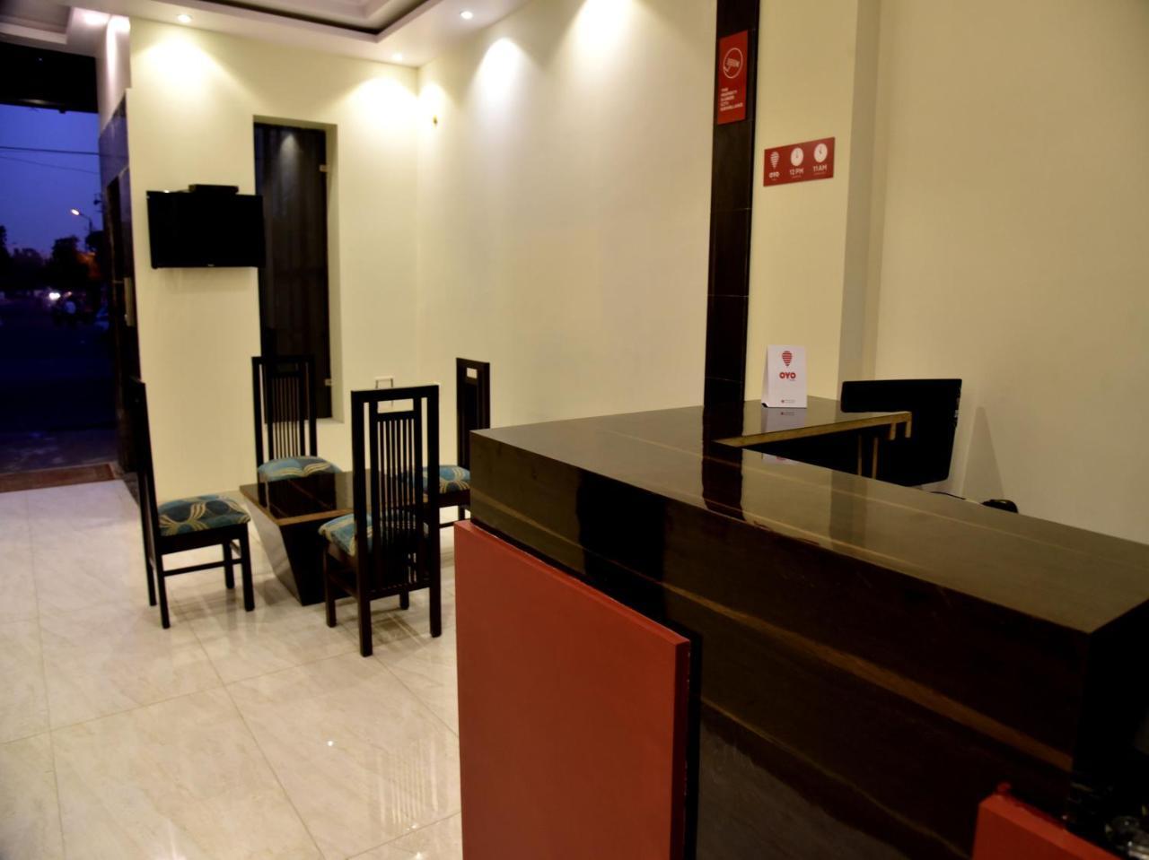 Hotel Rang Mahal Near Jaipur International Airport Eksteriør billede